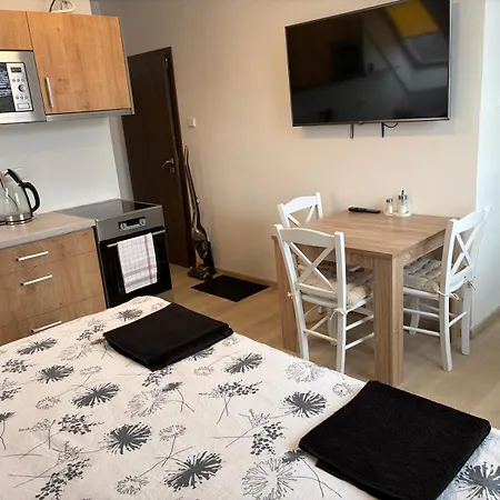 Ve Zlonicich Blizko Prahy * Zlonice