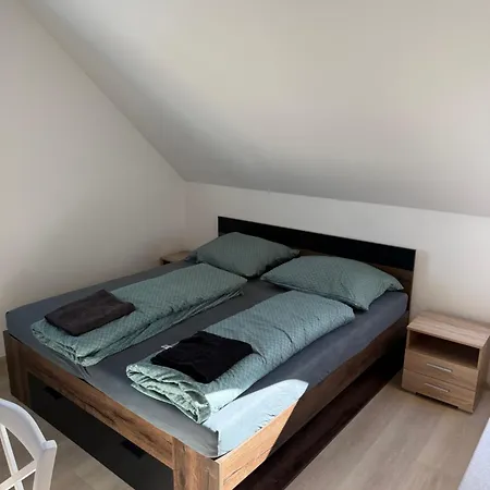 Daire 1kk Blizko Prahy *